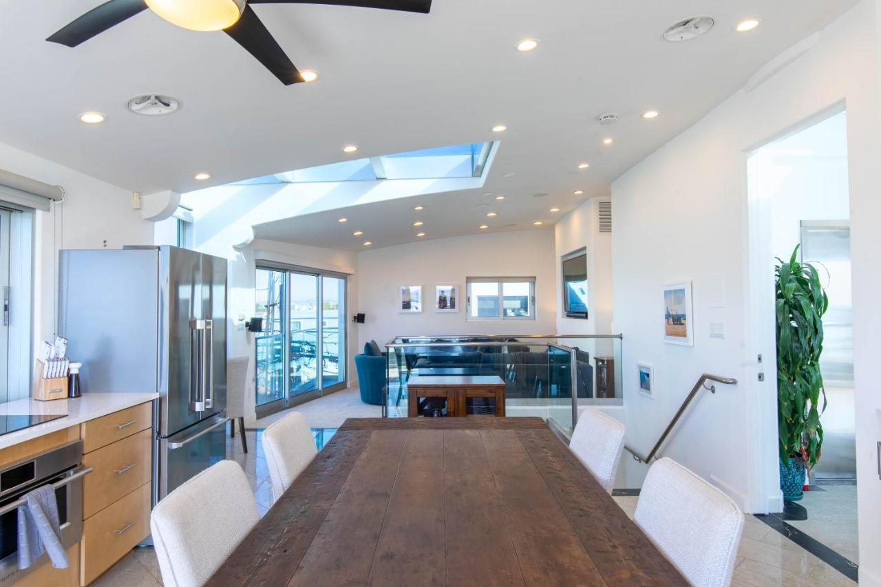 Ocean View, Two-Level Condo With Stunning View, Decks, Fast Wifi & Fireplace San Diego Extérieur photo